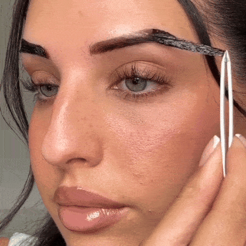 BrowPeel™ – Gel de Sprâncene cu Efect de Tatuaj